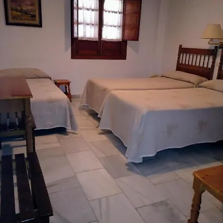 Albucasis Hotel 2*